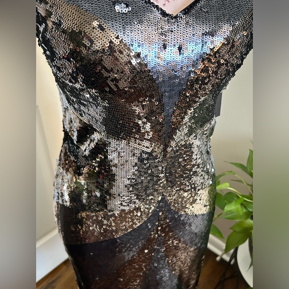 Aidan Mattox Sequins New Years Cocktail Holiday Party Dress Black Gold Silver 10 - Picture 4 of 7